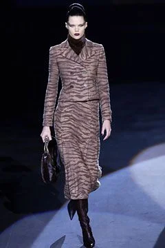 Look 10